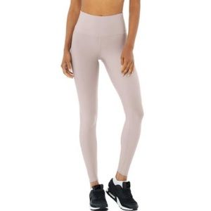 Alo 7/8 High-Waist Airlift Legging in Lavender dusk medium